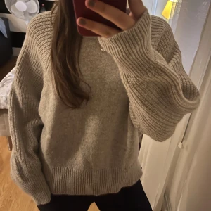 Grå stickad tröja  - Supersöt stickad tröja från H&M