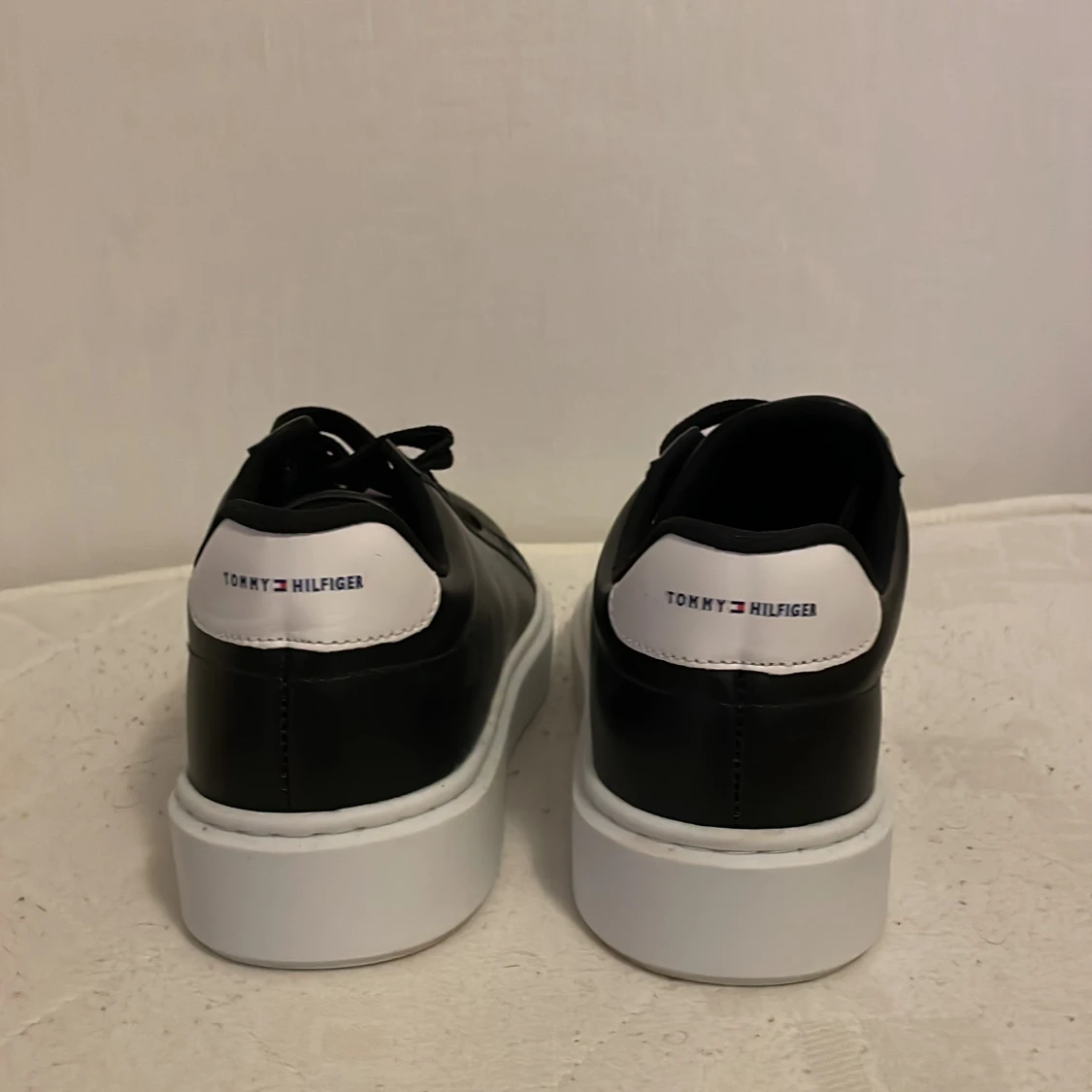  Tommy Hilfiger skor - 1