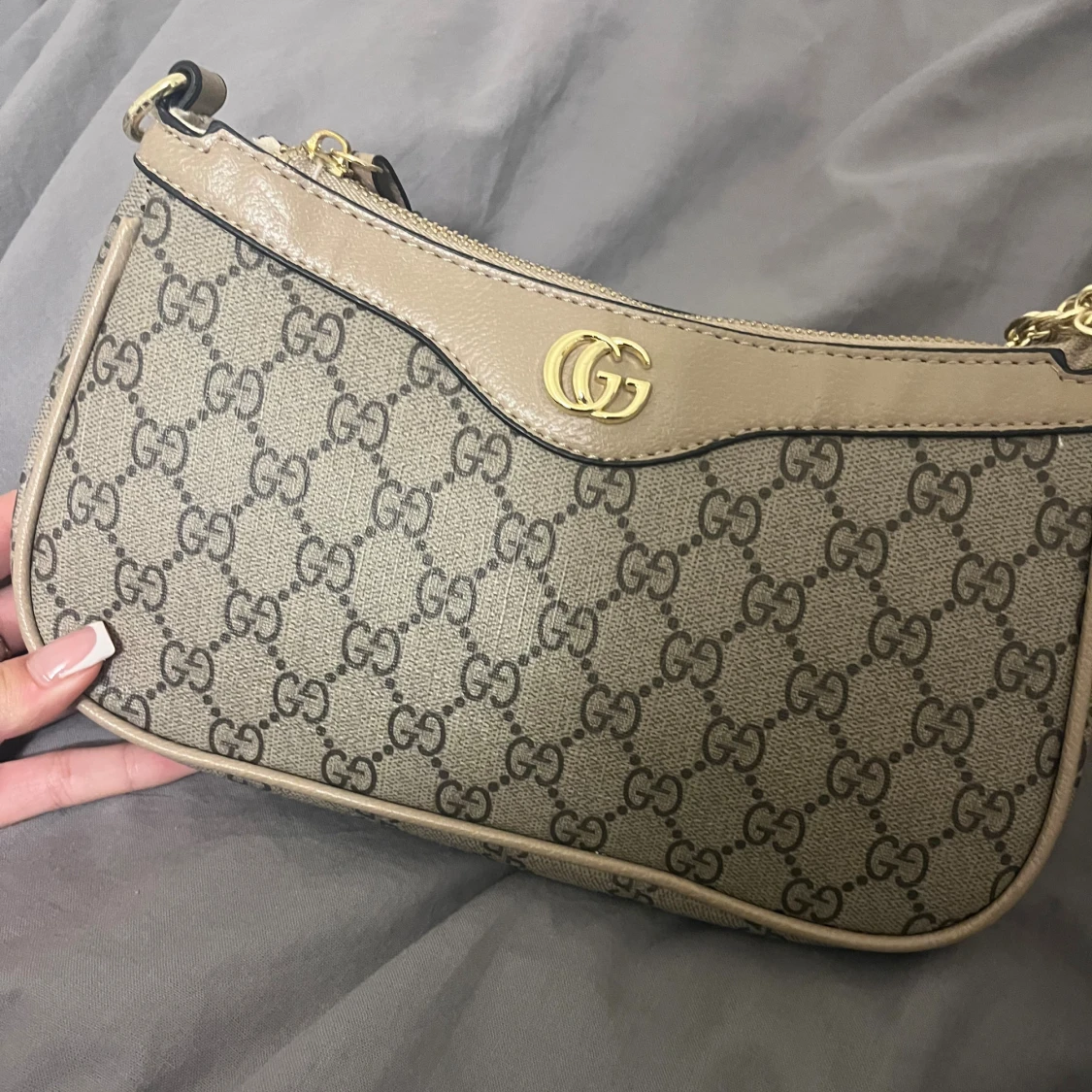 Beige axelväska  - 1