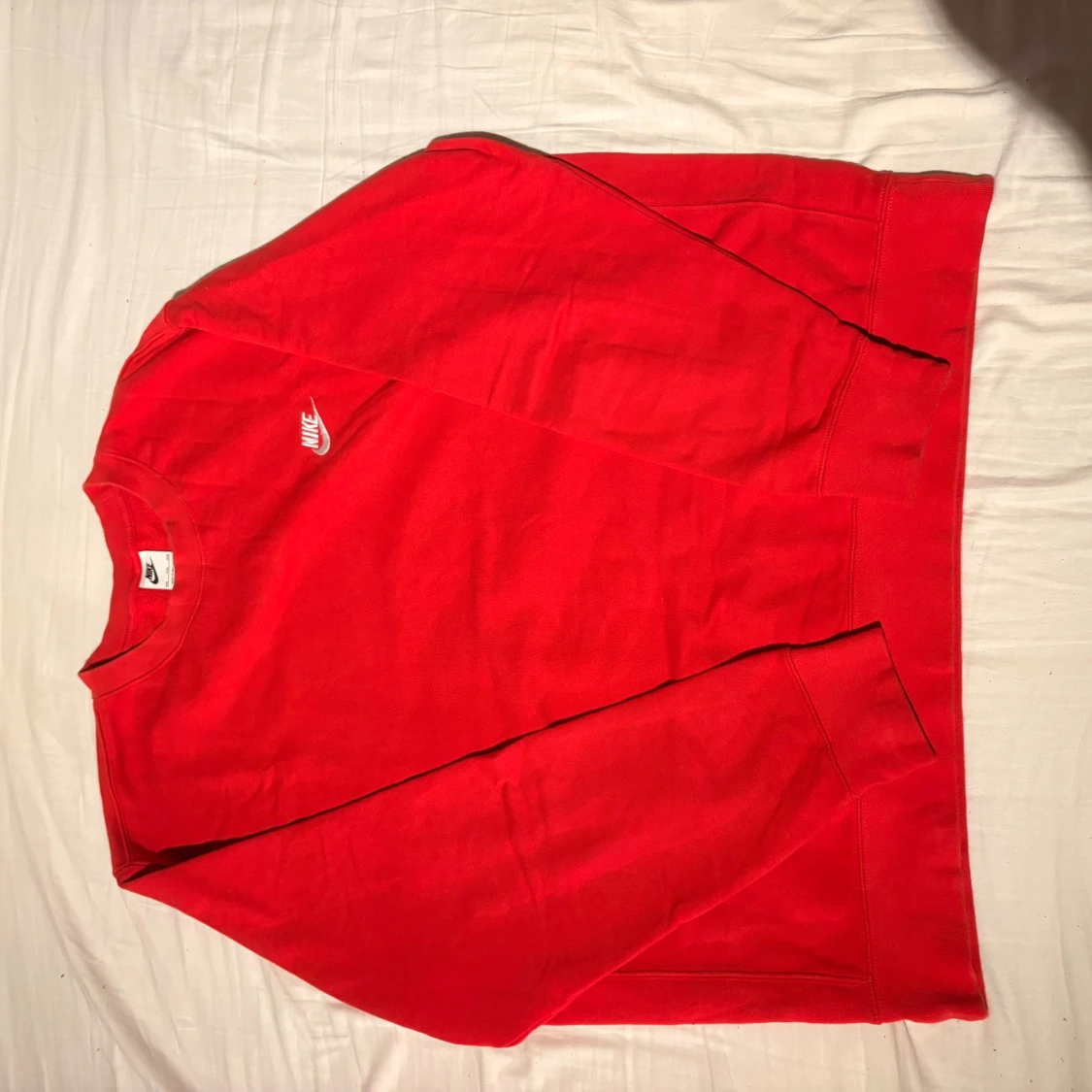 Röd crewneck från Nike XXL - 1