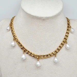 Handgjort halsband  - Material-rostfritt stål. Kedjetjocklek-7cm 