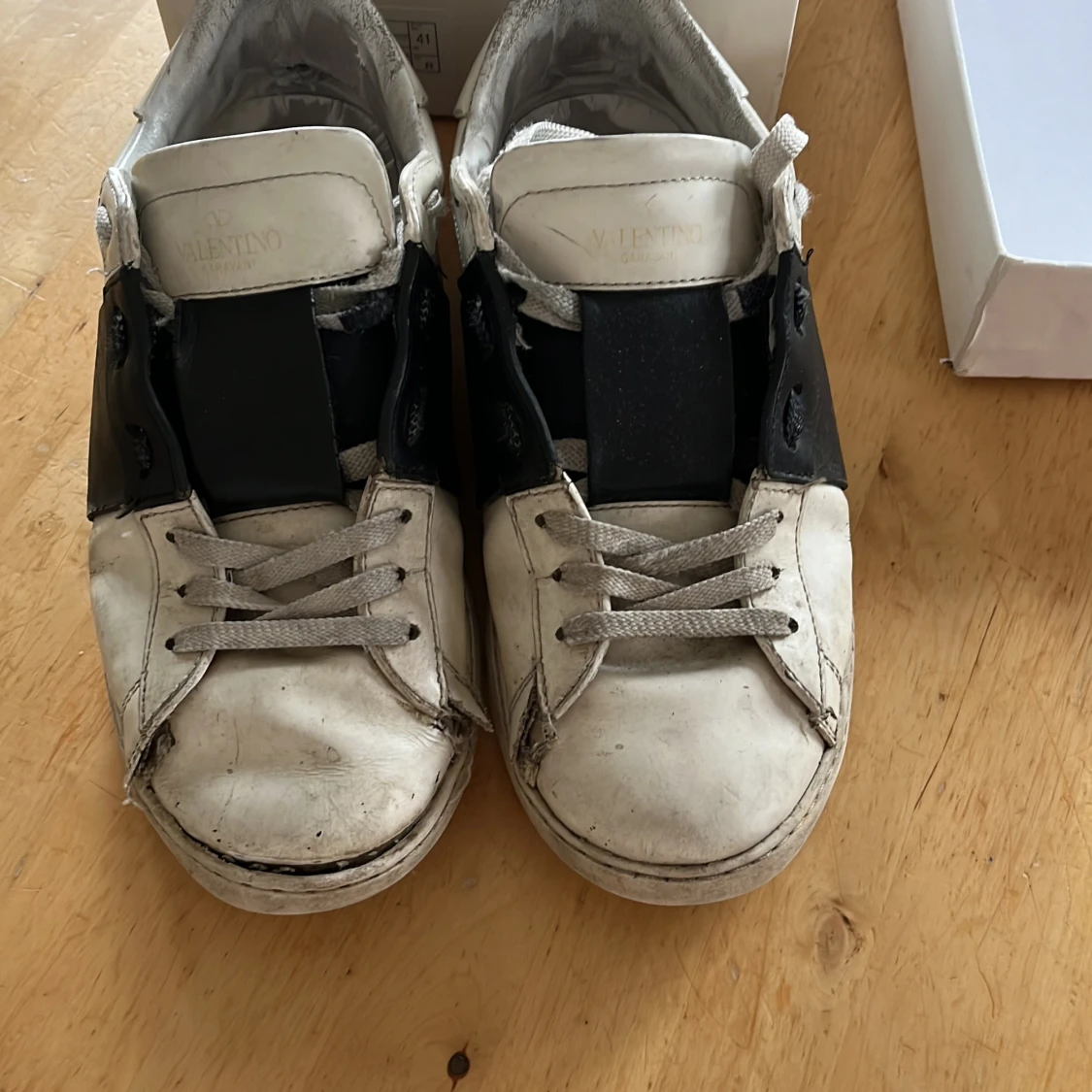 Valentino Garavani Open sneakers vit/svart