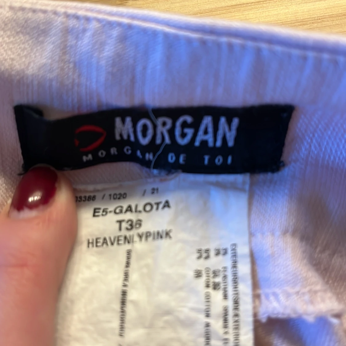 Ljusrosa bootcut byxor med spets - 4