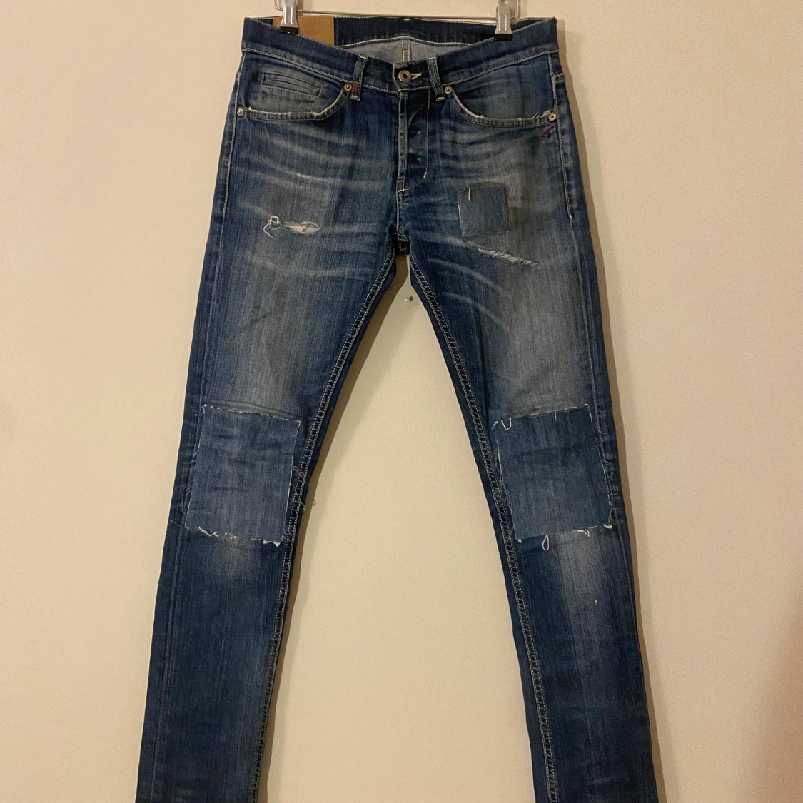 DONDUP jeans blåa med slitningar