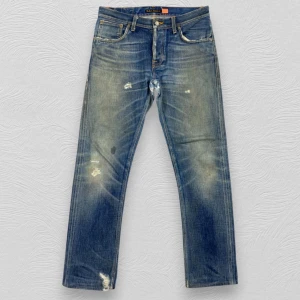 Nudie Selvedge jeans - Ett par nudie selvedge jeans - Modell: Lab Tim, Nudie Lab 24 - Mycket bra skick - nypris 4-6k - Mitt pris: 1599kr   Midja: 83-84 cm Innerben: 77-78 cm
