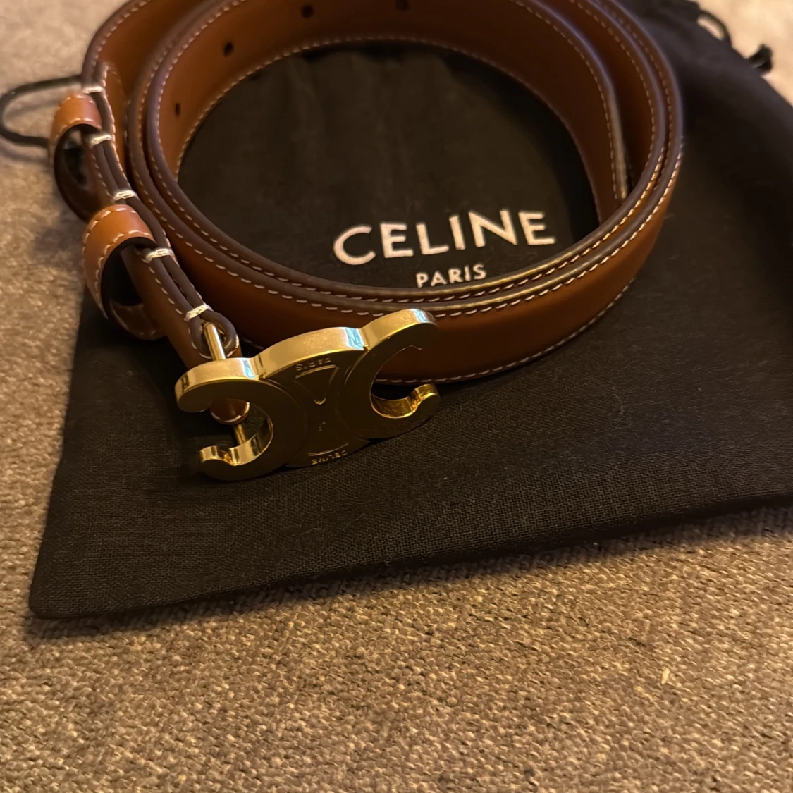 Brunt skärp med guldspänne från Celine - 1