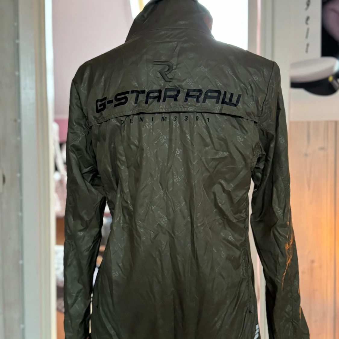 Olivgrön vindjacka från G-Star RAW - 1