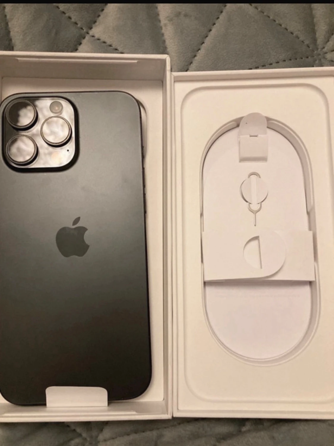 Iphone 16 Pro Max - 1