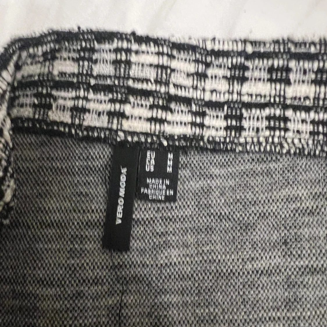 Rutig kortkjol från Vero Moda - 2