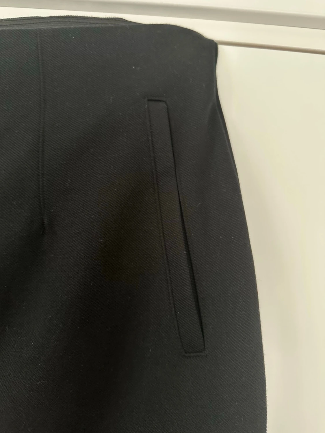 Helt NYA svarta byxor, strl 52 - 2