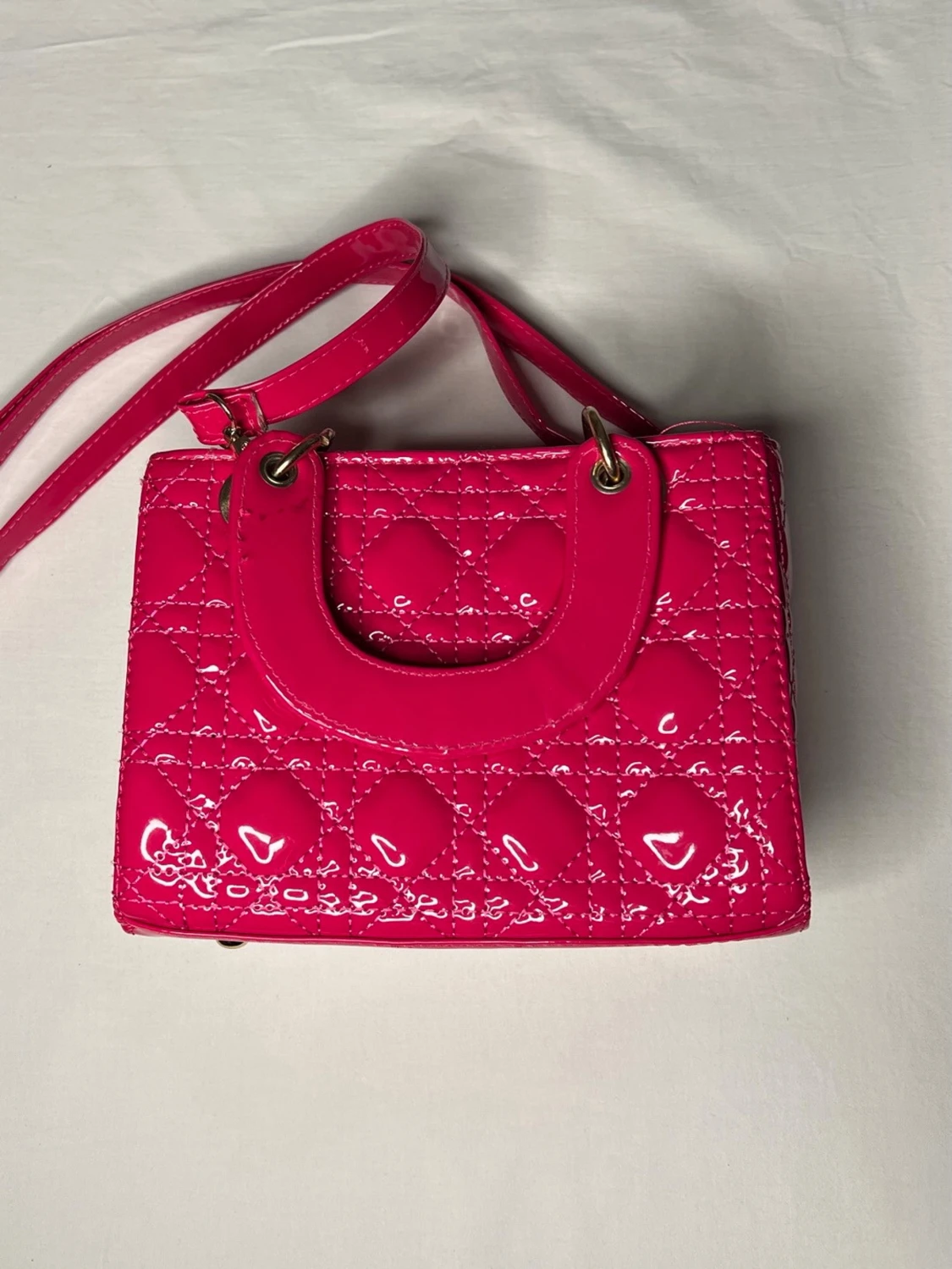 Rosa quiltad handväska med axelrem