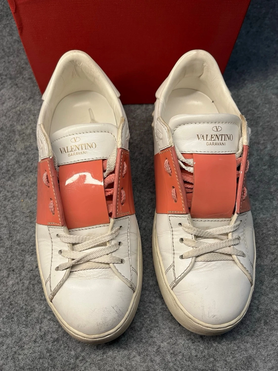 Valentino opens  - 1