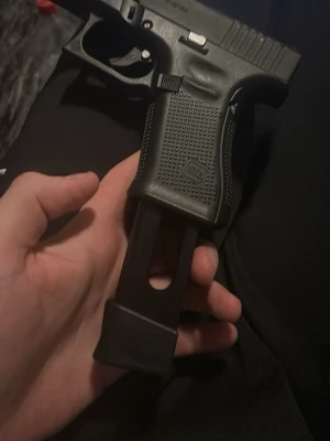 Glock 19 4,5 mm gen5 mos-co2 airgun - Nyköpt co2 pistol med 17 skott laddning nyaste Glock 19gen5 mos. Ops 18 gräns