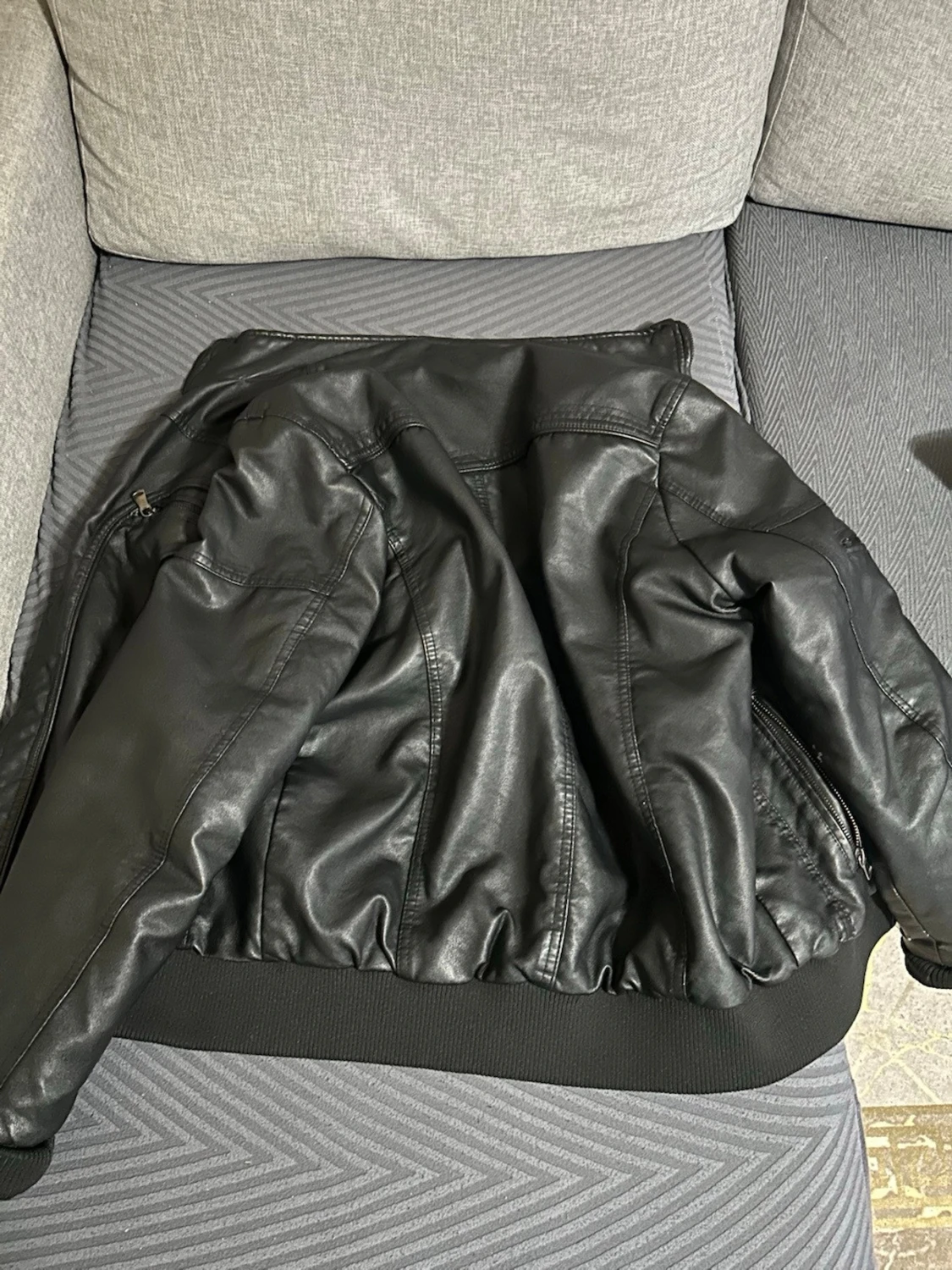 Svart skinnjacka från Forex, M