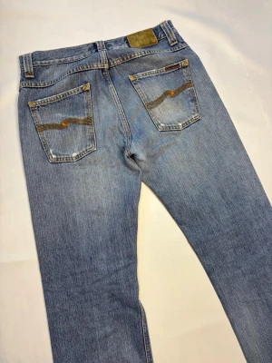 NUDIE JEANS ”AVRAGE JOE” - Nudie Jeans ”Avrage Joe”✔️ W30 L32✔️Skriv vid minsta fundering✔️
