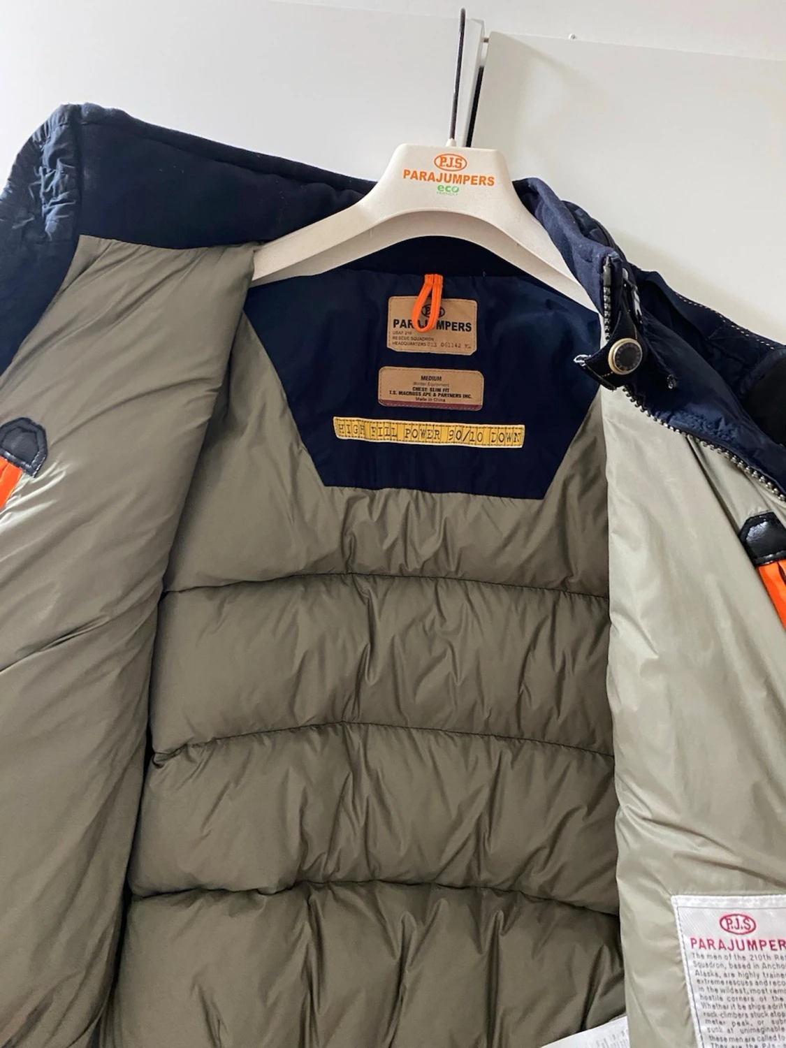 Mörkblå pufferjacka från Parajumpers - 1