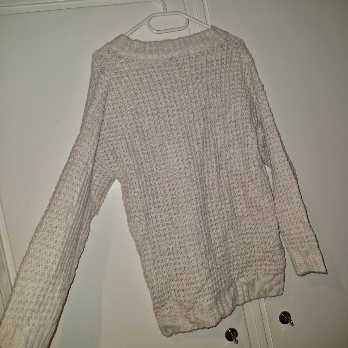 Stickad tröja - 1