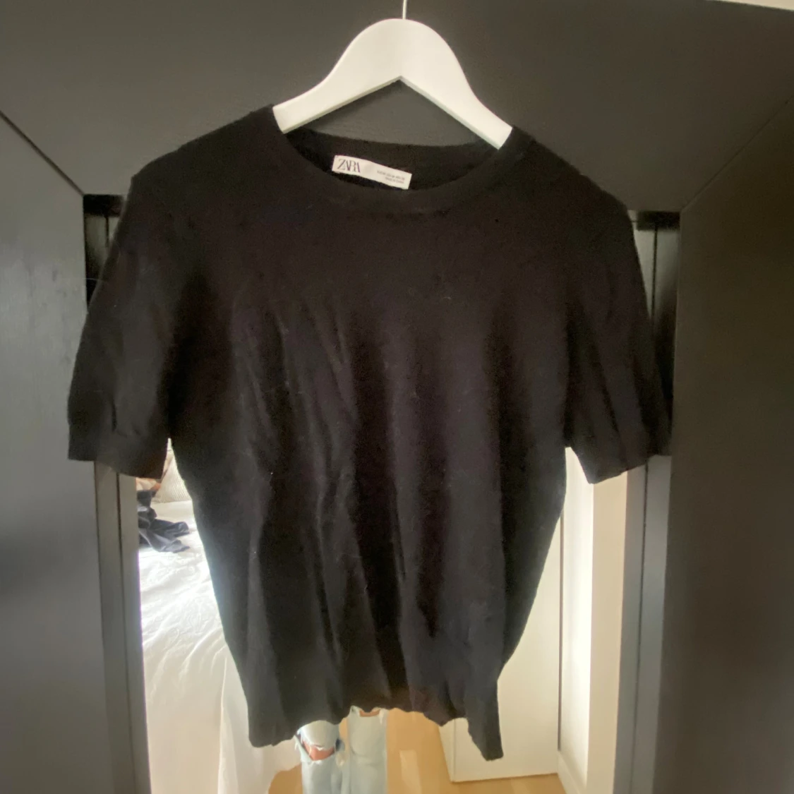 Svart stickad topp från Zara - 2