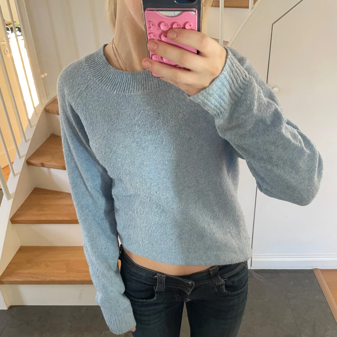 Ljusblå stickad tröja - 1