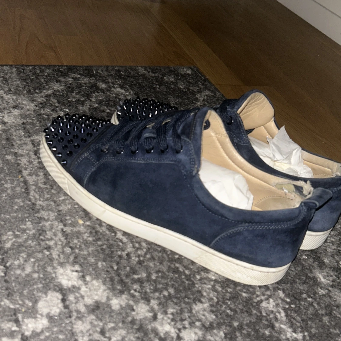 Mörkblå Christian Louboutin sneakers - 1