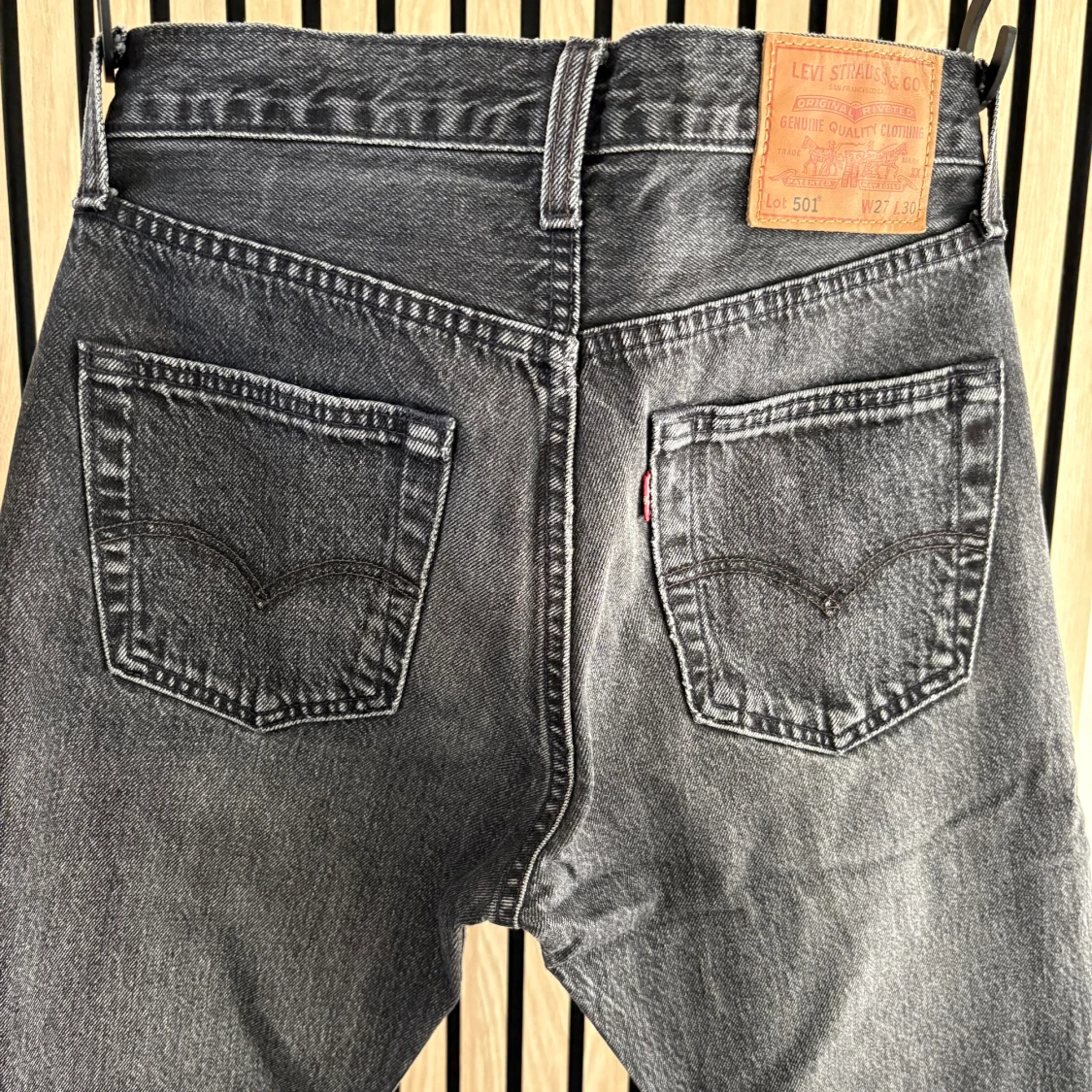 Levi's 501 svarta jeans W27 L30