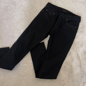 Nudie jeans - I princip som nya, storlek M. 