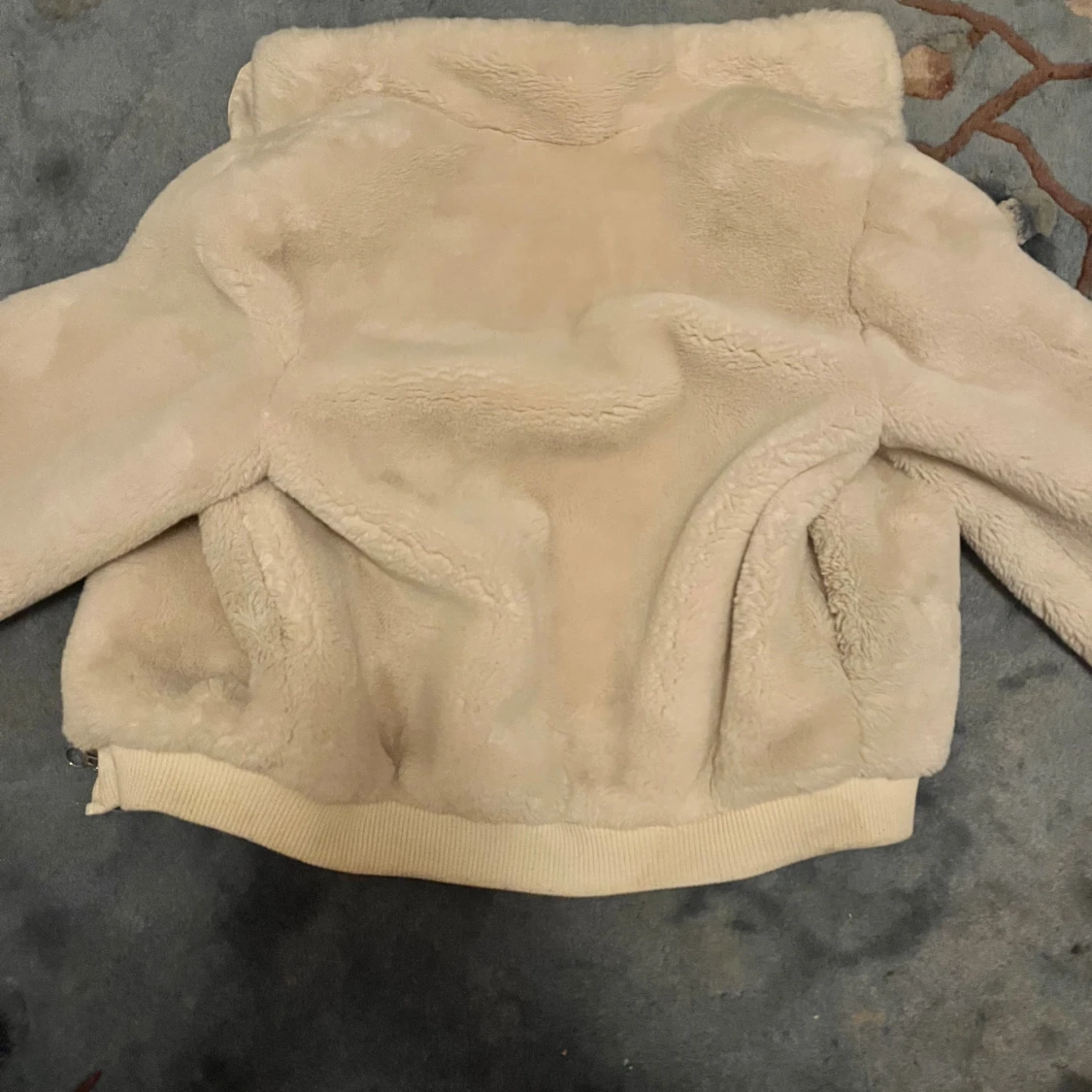 Beige teddyjacka från H&M - 1