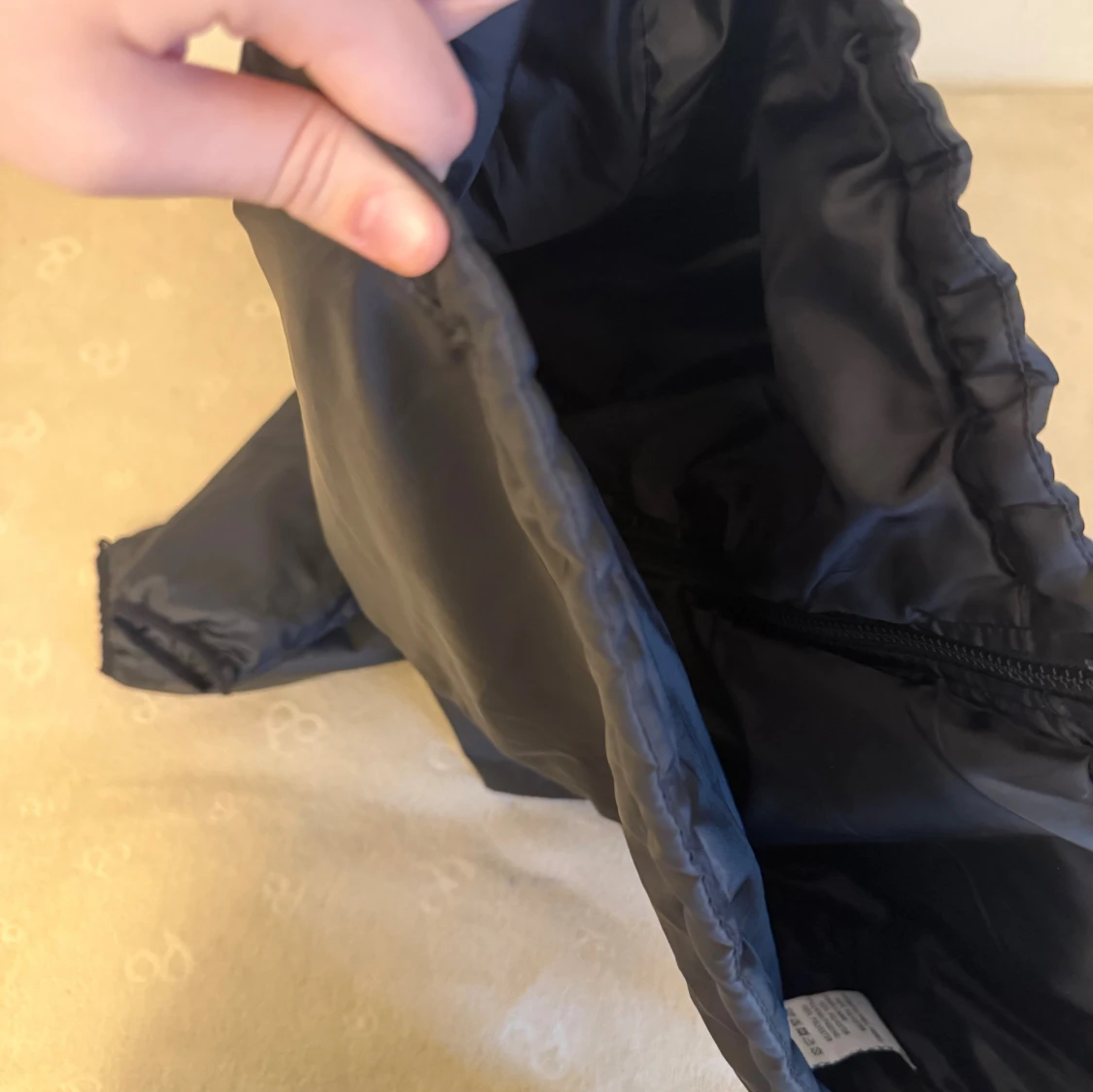 Svart pufferjacka från McKinley - 4