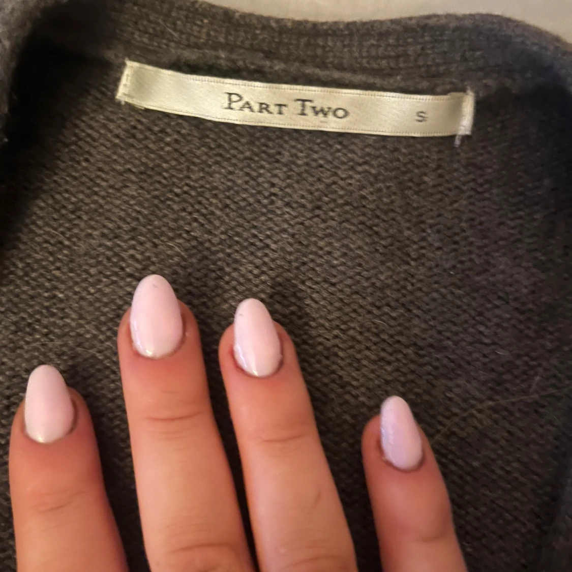 Mörkgrå stickad kofta från Part Two - 4