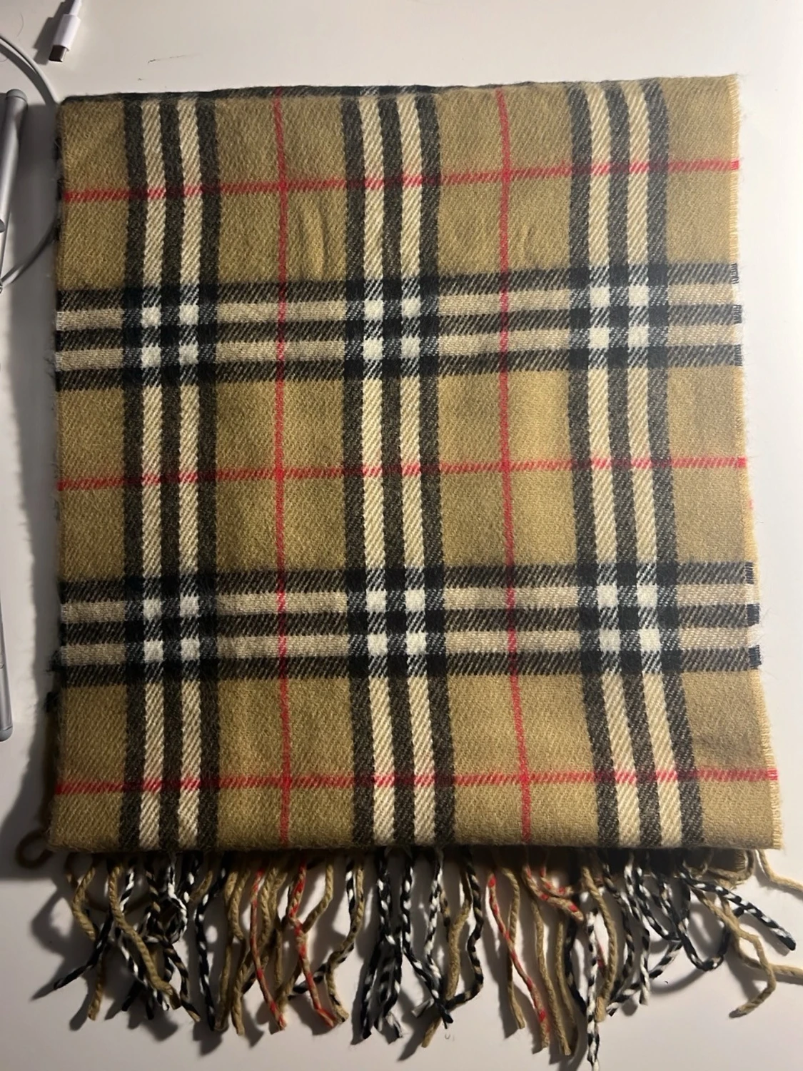 Rutig beige Burberry väst i kashmir - 2