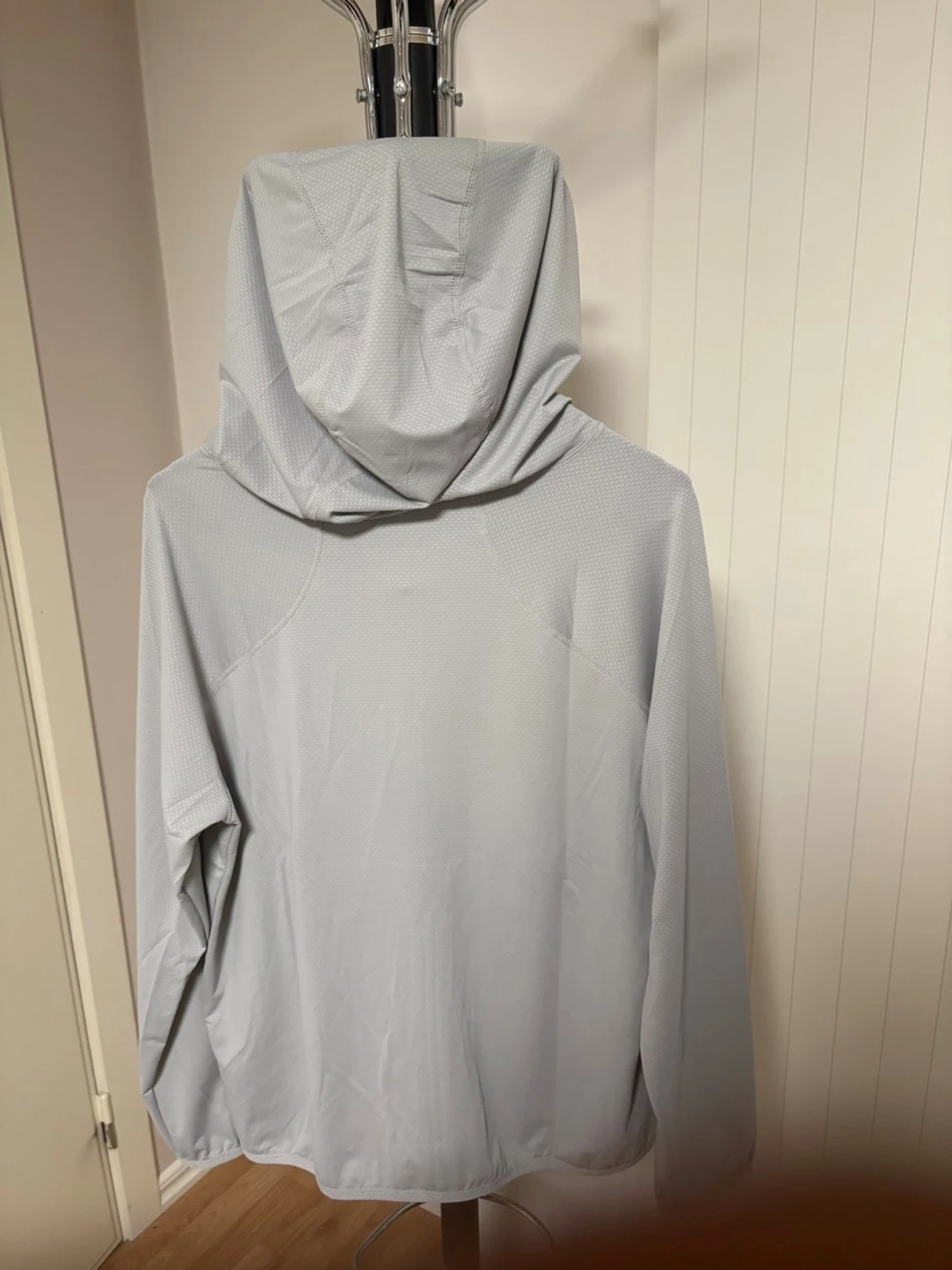 Ljusgrå vindjacka New Balance - 1