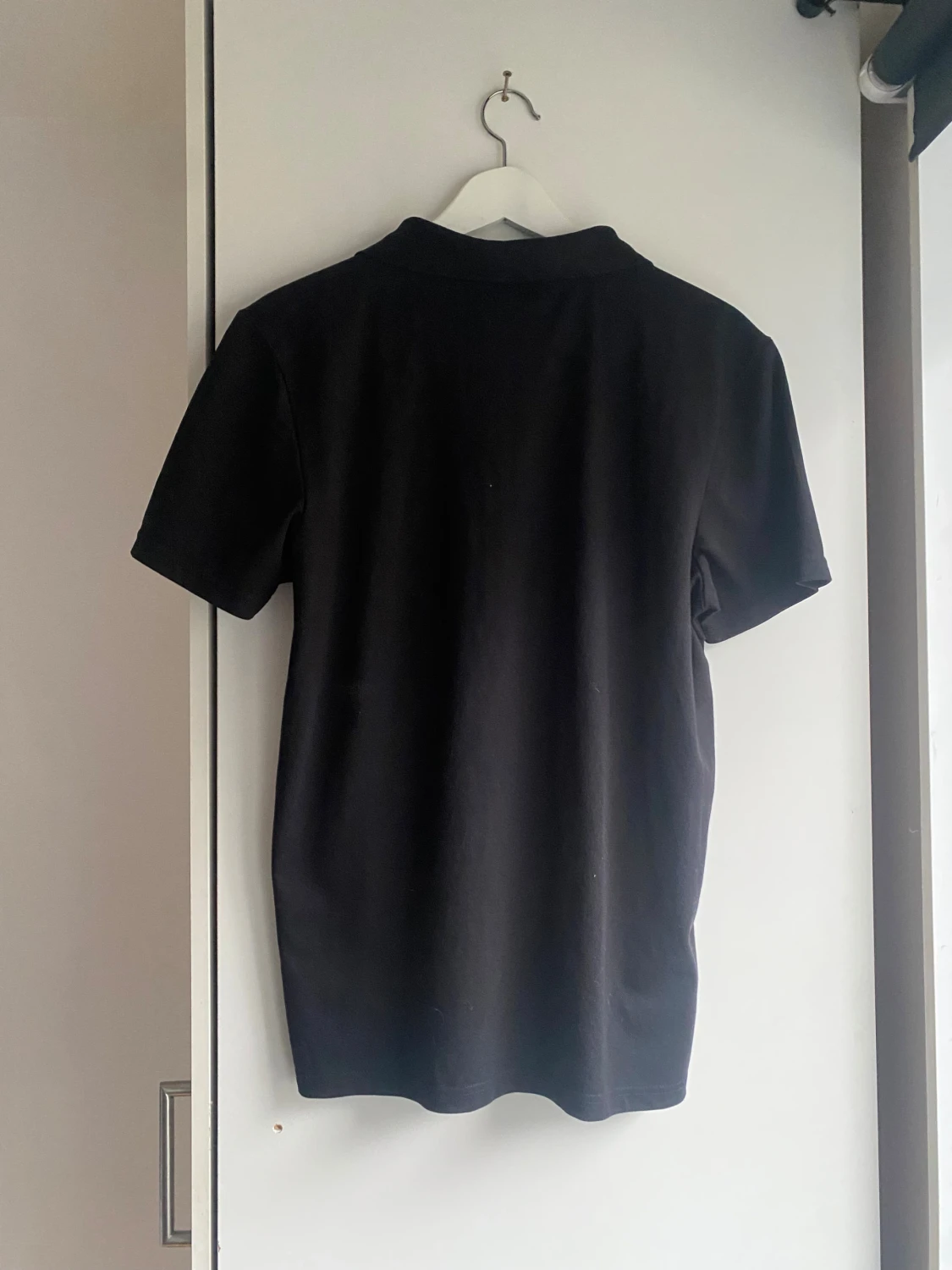 Svart piké från Lyle & Scott - 1