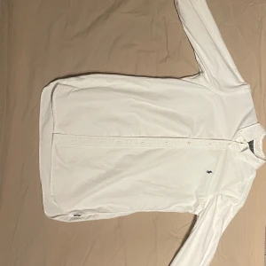 Ralph Lauren skjorta - Ralph Lauren vit skjorta                                      Size S