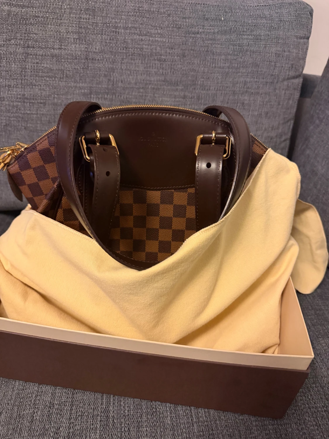 Louis Vuitton Väska  - 2