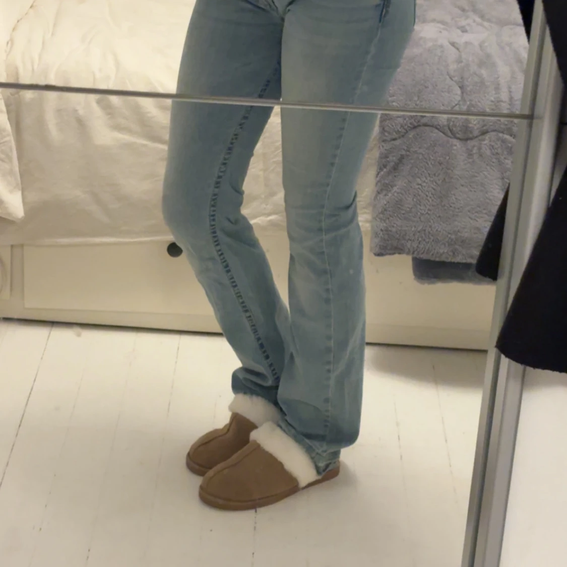 Bootcut ljusblå jeans