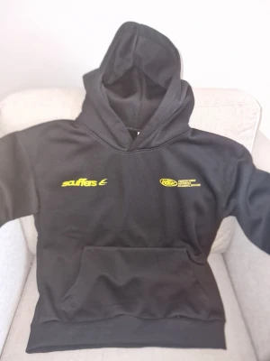 Scuffers With Love hoodie.  - Oanvänd. Storlek S