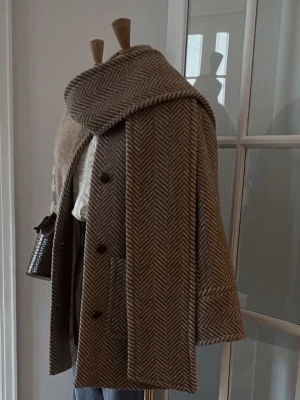 Sexane Nate coat - Söker denna i storlek 36 eller 38