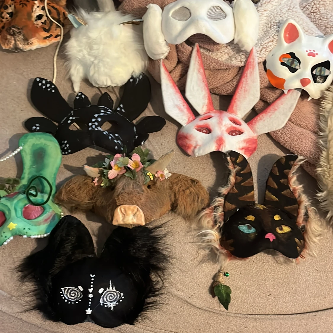 Säljer alla mina Therian saker - 1