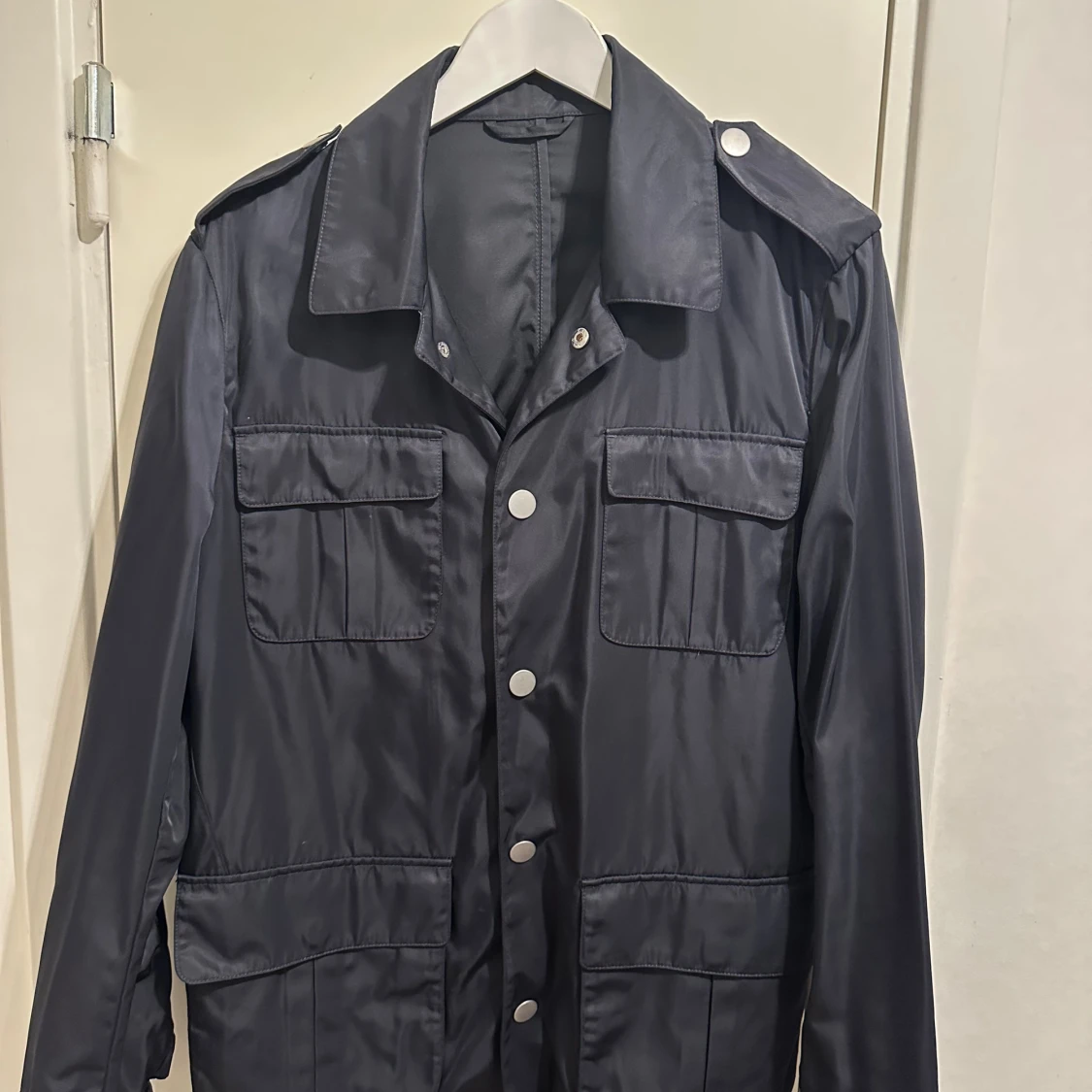 Svart vindjacka från Stenströms