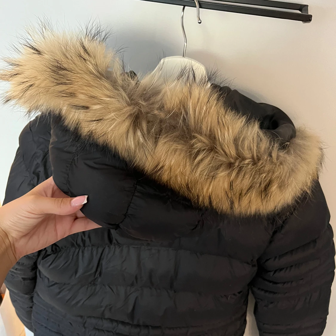 Moncler dunjacka med päls - 2