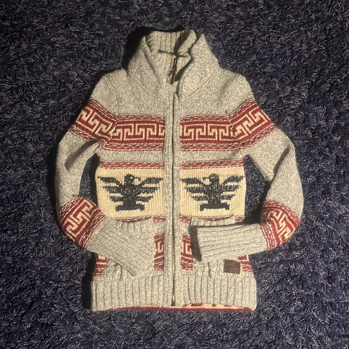 Stickad kofta från Superdry med mönster