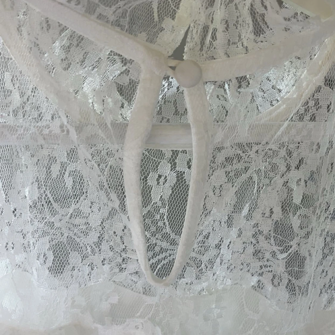 Vit spetsklänning från Bubbleroom - 1