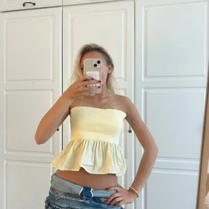 Gul Zara tubtopp💖💖 - Så söt