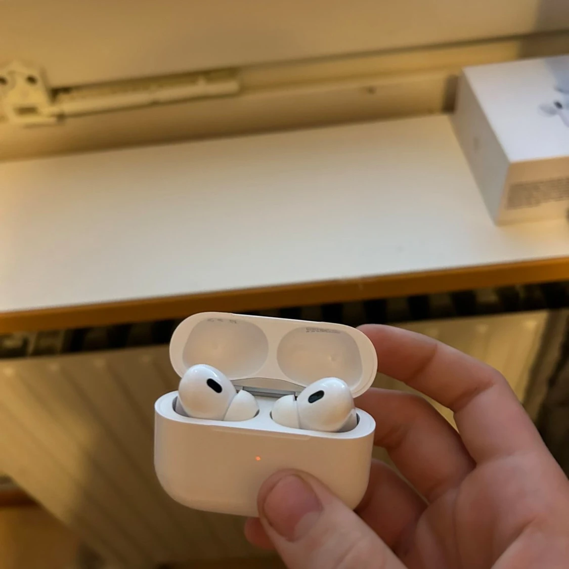 AirPods Pro - 1