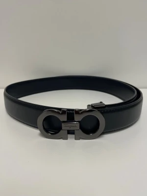 Ferregamo Bälte  - Säljer ett helt nytt bälte. Storlek 110. Snabb frakt.