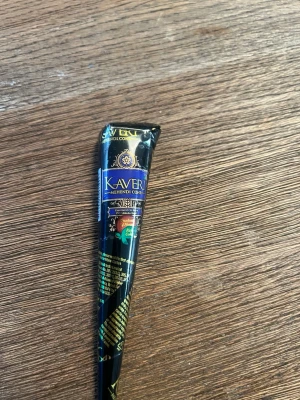 Kaveri Mehendi Cone svart - Äkta svart henna.