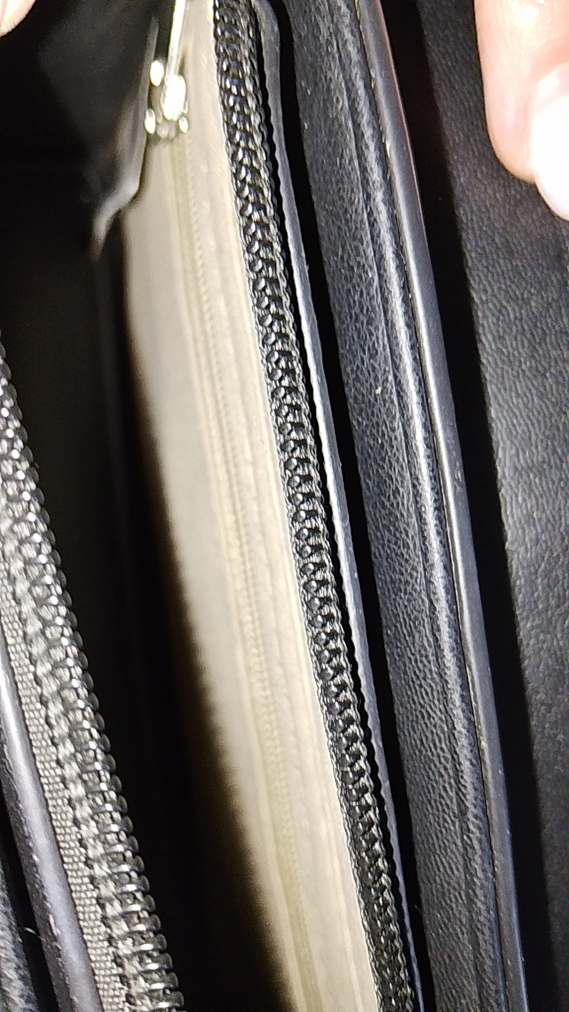 en svart väska från gekås ullared💗 - 4