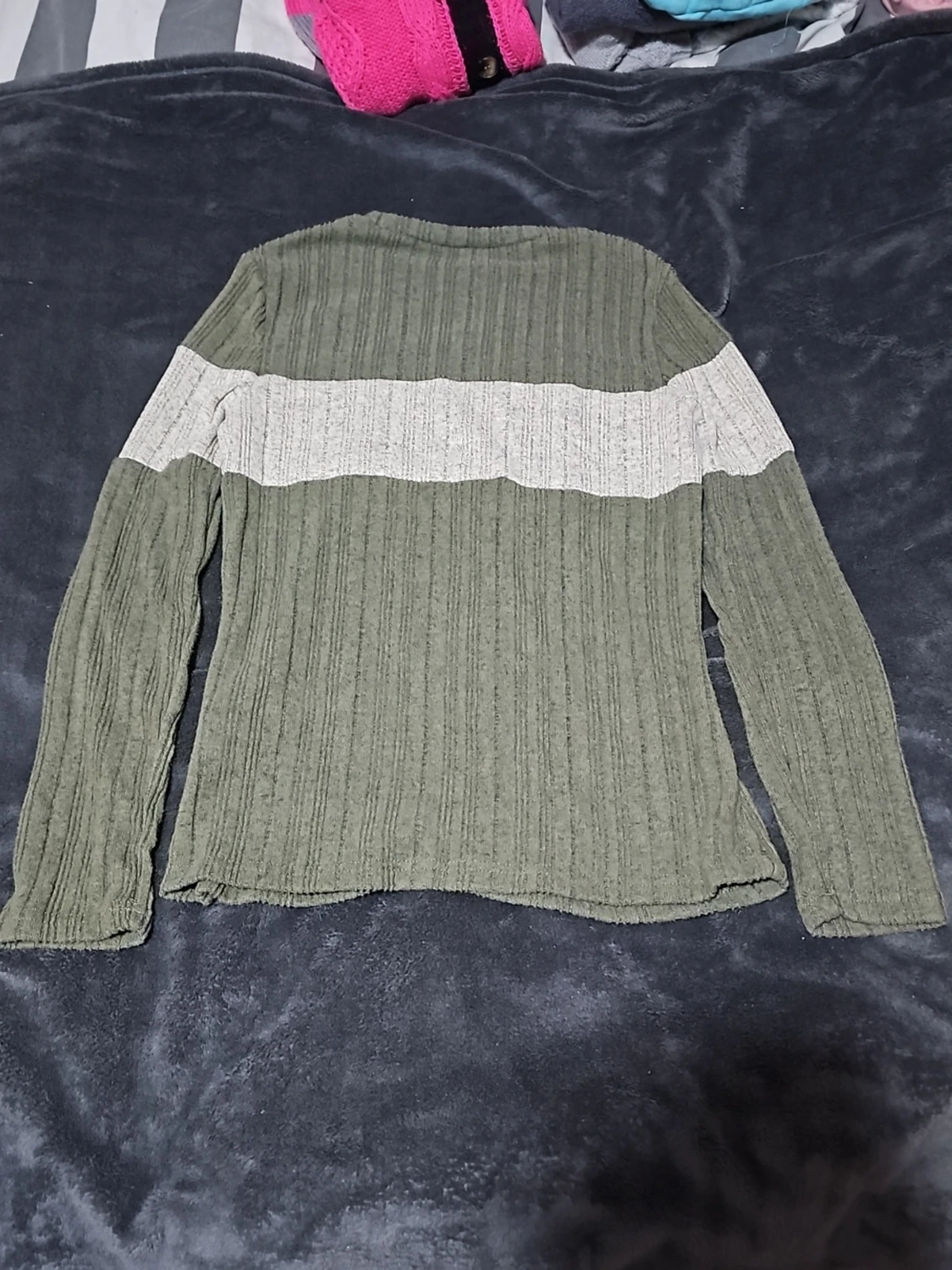 Olivgrön ribbad tröja från SHEIN - 3