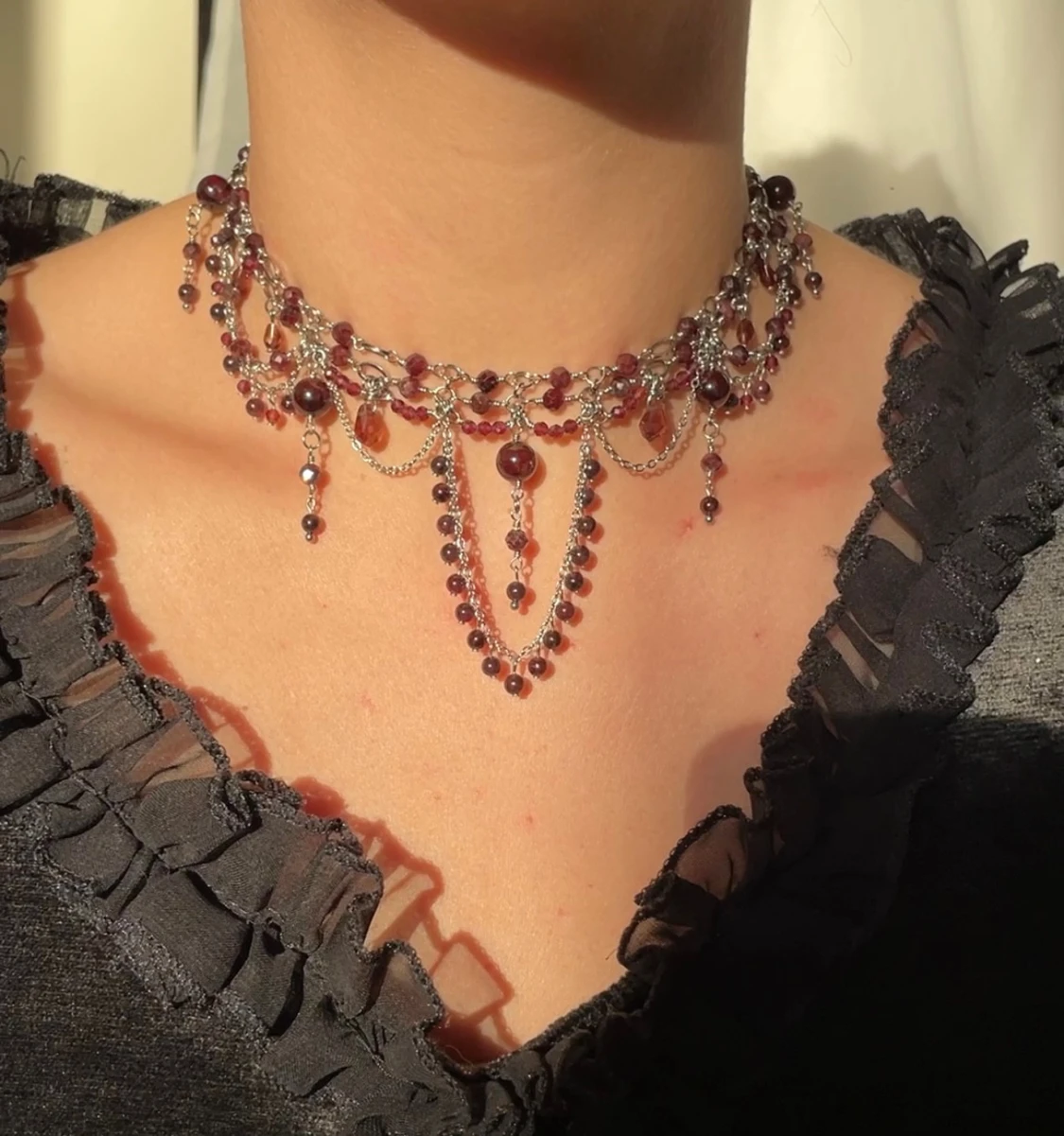 Handgjort halsband  - 2