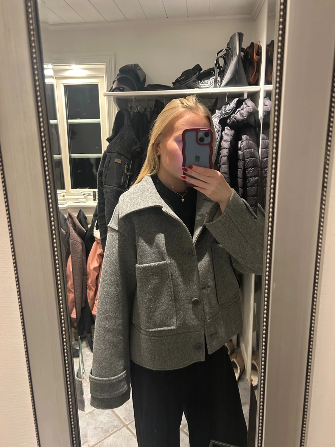 Grå kappa från Kappahl  - 1